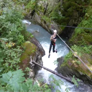 esperienza del volo dell'angelo Zip line a Cusiano sulla Cima Presanella in Trentino alto adige