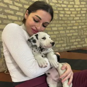 Sessione di Puppy Yoga a Roma lezioni ogni week end